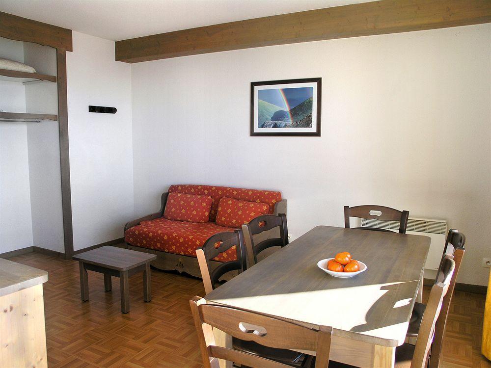 Ecrin Des Neiges Aparthotel Chamrousse Ngoại thất bức ảnh