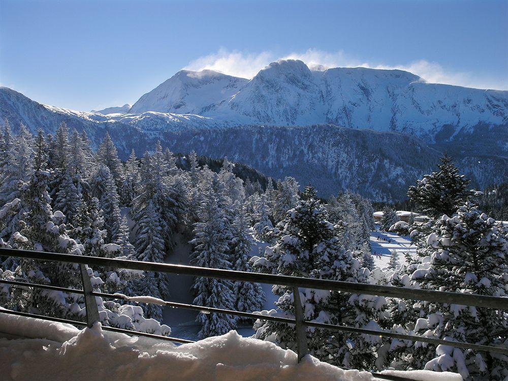 Ecrin Des Neiges Aparthotel Chamrousse Ngoại thất bức ảnh