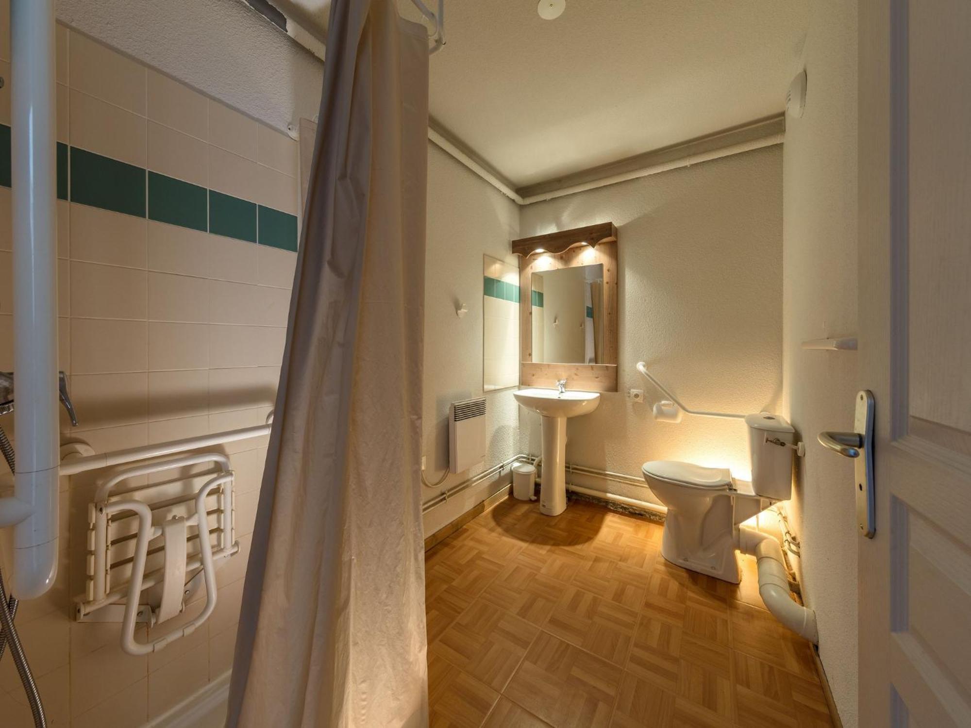Ecrin Des Neiges Aparthotel Chamrousse Phòng bức ảnh